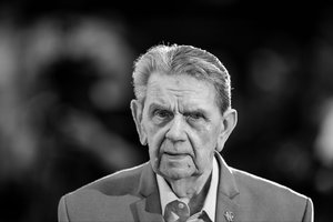 Skaudi žinia – mirė legendinis Lietuvos treneris Vladas Garastas