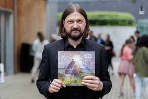 Tekstus skambančiai Čiurlionio knygai sukūręs Mindaugas Valiukas: „Pagrindinis herojus pabeldė į mano langą“