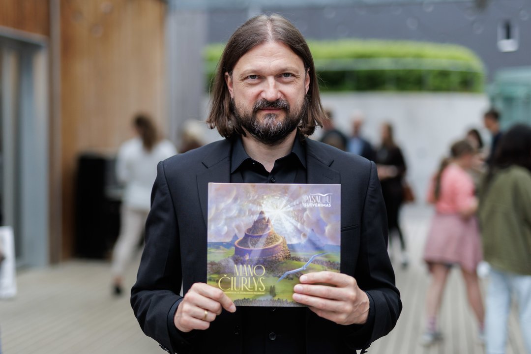 Tekstus skambančiai Čiurlionio knygai sukūręs Mindaugas Valiukas: „Pagrindinis herojus pabeldė į mano langą“