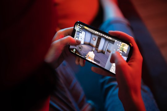 Internetiniai žaidimai įtraukia, bet kuo čia dėti genai?