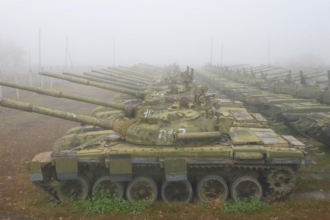 Analitiko kirtis Maskvai: atvirųjų šaltinių žvalgyba atskleidė tikrąjį Rusijos tankų rezervą