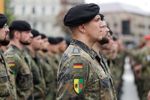 Vokietijos kariuomenės vadas atskleidė NATO prognozę dėl Rusijos: laiko liko nedaug