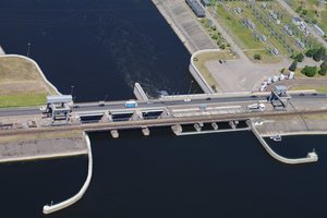 Verčiau iš anksto planuokite maršrutus ir rinkitės aplinkkelius – eismas per šį tiltą bus aklinai uždarytas