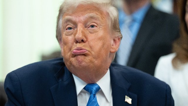Įvertino, ką reiškia D. Trumpo jau 38 kartus minimas artėjantis susitarimas su Iranu: Šriodingerio katės situacija