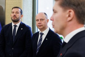 A. Mazuronis įsitikinęs: didžioji dalis dėl koalicijos jau sutarta, visa kita – „viešųjų ryšių spektaklis“