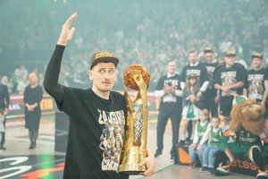 E. Ulanovas: „Jeigu skambinsite, gal ryt per pietus ir atsiliepsiu“