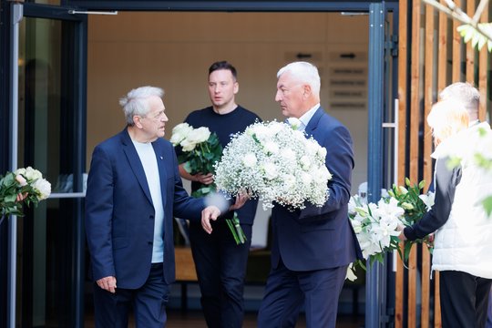 V. Garastas išlydėtas į paskutinę kelionę: R. Kurtinaitis jam skyrė jautrius žodžius