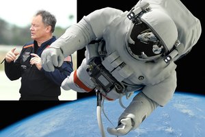 Vienas, bet ne vienišas: kosmose astronautas iš naujo atrado Žemę