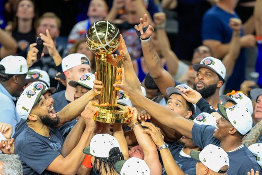 Daugiau nei 50 metų laukta akimirka: „Knicks“ – NBA čempionė!