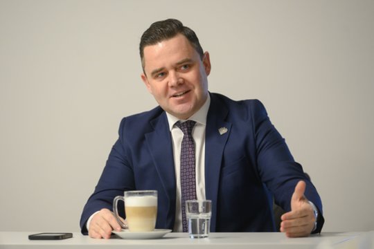 Teismas rašo nuosprendį „čekiukų“ byloje kaltinimų sulaukusiam Kaišiadorių merui Š. Čėsnai