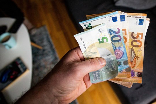 Žinia tūkstančiams gyventojų – jau netrukus sulauksite didesnių išmokų