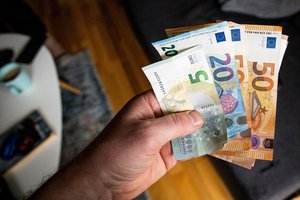 Žinia tūkstančiams gyventojų – jau netrukus sulauksite didesnių išmokų