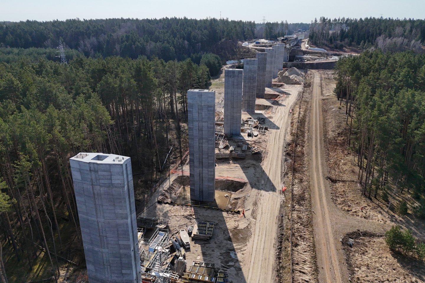 „LTG Infra“ priėmė sprendimą nutraukti rangos darbų sutartį.<br>Pranešimo autorių nuotr.
