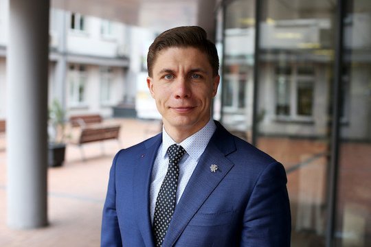 Nuo savivaldos iki politinę karjerą sustabdžiusio skandalo: M. Sinkevičiaus kelias iki premjero posto