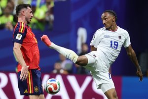 Tragiškas ispanų startas pasaulio čempionate – buvo nušvilpti savų sirgalių