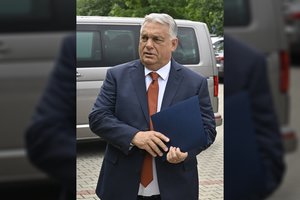 Konstitucijos pataisa: V. Orbanas niekada negalės grįžti į Vengrijos premjero postą
