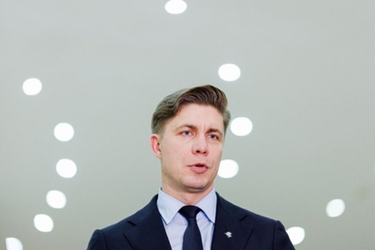 Ar M. Sinkevičius pažeidžiamas?