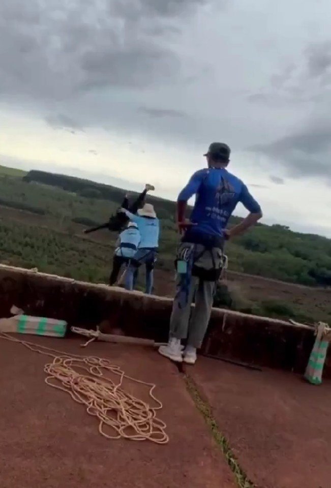 Brazilijos mieste Limeiroje žuvo 21-metė moteris.<br>Stop kadrai.