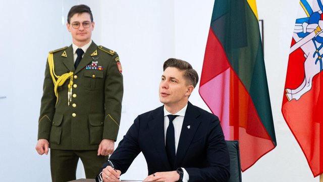Kaip suprasti M. Sinkevičiaus dvejones?