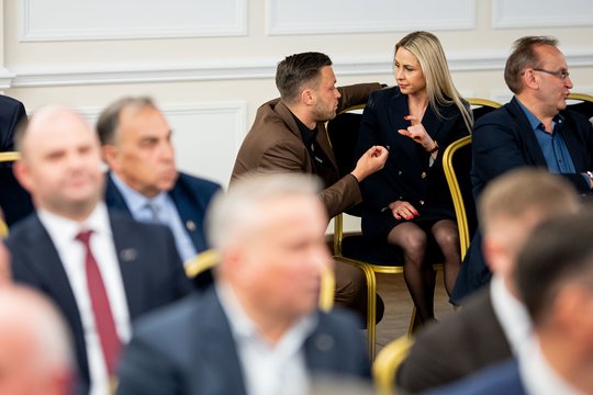 „Socdemų“ požiūriu nepatenkinta L. Asadauskaitė žvalgosi į būsimus partnerius: sulaukusi pastabų, pati kvies M. Sinkevičių pokalbiui