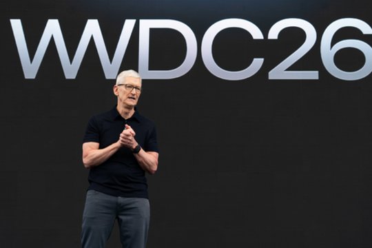 „Apple“ įspėja: įrenginiai neišvengiamai brangs