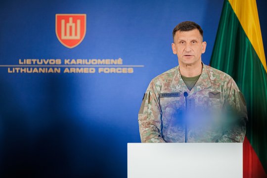 Kariuomenės vadas: vasaros pabaigoje ar rudenį bus gauti dronų perėmimui skirti interceptorių prototipai