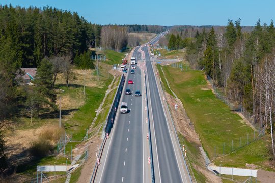 Prieš ilgai lauktus pokyčius – svarbi žinia vairuotojams: ragina šiuo keliu nevažiuoti