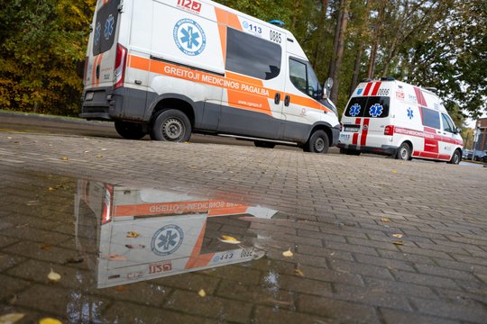 Viešbučio svečias į registratūrą nenulipo: kambaryje išvydo kraupų vaizdą