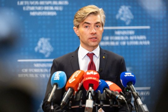Galimą K. Budrio keitimą sieja ne su jo vykdomu darbu: užkliuvo viena pozicija