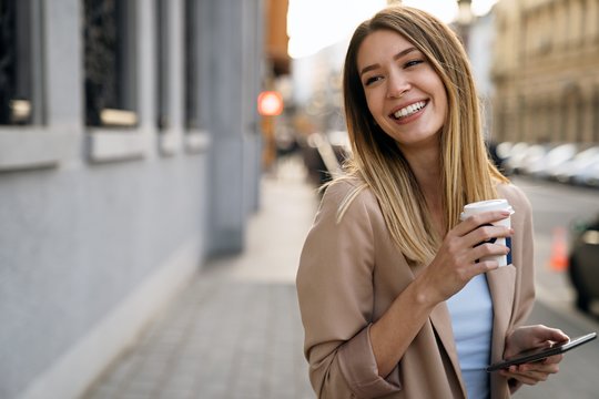 Kava: mitai apie populiarų gėrimą, kuriais vis dar tikime