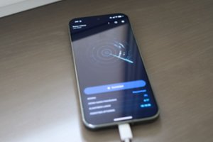 Pristatyta nauja iniciatyva dronų stebėjimui Lietuvoje: kviečia nenaudojamus telefonus paversti radarais