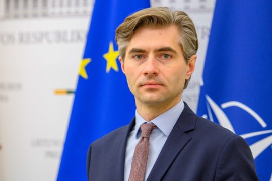 Dėl santykių gerinimo mato Kinijos ir Lietuvos nenorą nusileisti: K. Budrys tampa situacijos įkaitu