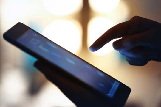 Antraščių psichologija: kodėl sensacingos antraštės mus traukia ir kaip jos formuoja mūsų požiūrį?
