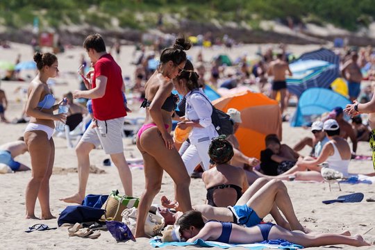 Po karšto šeštadienio – įspėjimas: laukia smarkūs lietūs su perkūnija ir kruša