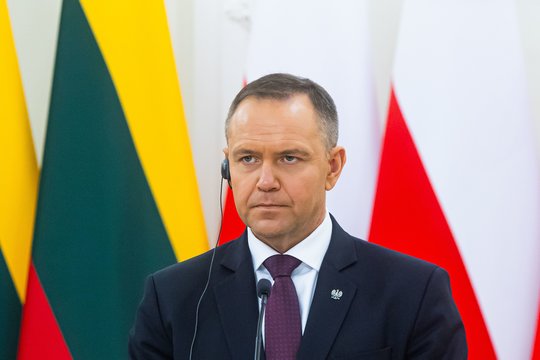 K. Nawrockiui atėmus ordiną iš V. Zelenskio – Lenkijos ministrų pyktis