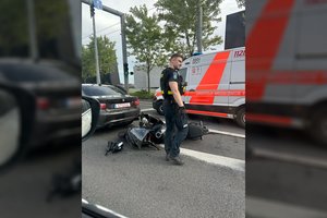 Sekmadienio pavakare Vilniuje pasipylė motociklų avarijos – kai kurie motociklininkai buvo praradę sąmonę