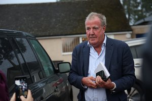 Paviešinta naujausia žinia apie agresyvų vėžį pranešusio Jeremy Clarksono būklę