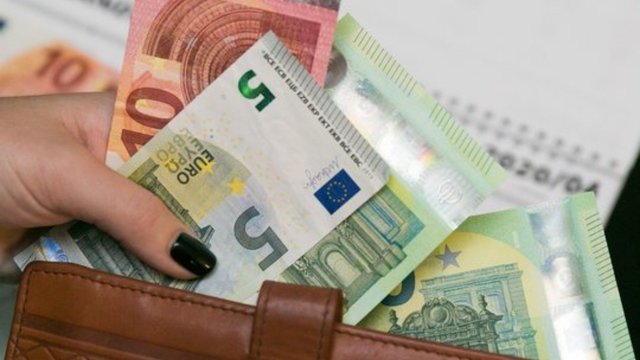 Lietuvoje ženkliai padaugėjo investuojančių ir taupančių: tai rodo ne tik finansinio raštingumo pokytį