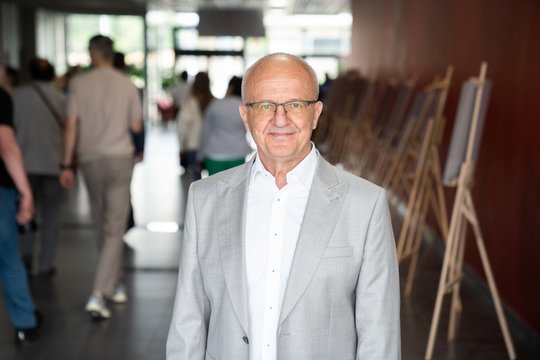 ELTA glaustai: Prienų merą prašoma nuteisti „čekiukų“ byloje, savivaldybė su „Tilsta“ sutarė rekonstruoti Šventosios uostą