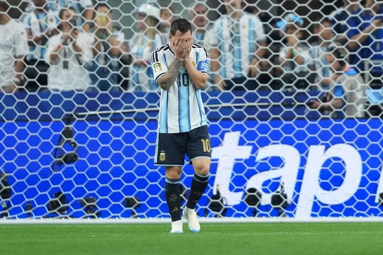 Net ir progas švaistęs L. Messi surengė dar vieną futbolo spektaklį
