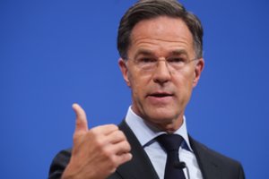 Prieš susitikimą su D. Trumpu NATO vadovas M. Rutte pabrėžė Europos paramą JAV per karą su Iranu