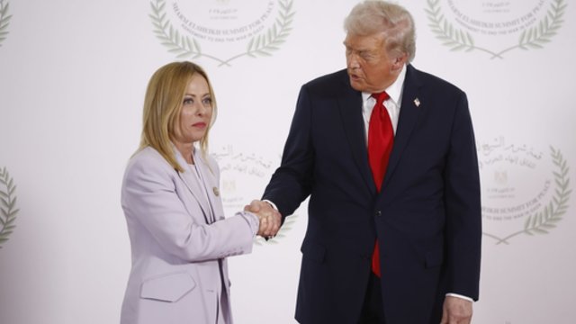 Po ginčo su D. Trumpu – G. Meloni ragina grįžti prie normalių šalių santykių