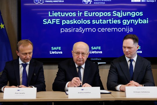 Lietuvą pasiekė pirmoji beveik 1 mlrd. eurų išmoka pagal SAFE priemonę