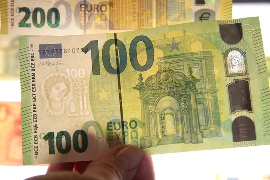 Klaipėdoje parduoda visą prekybos centrą