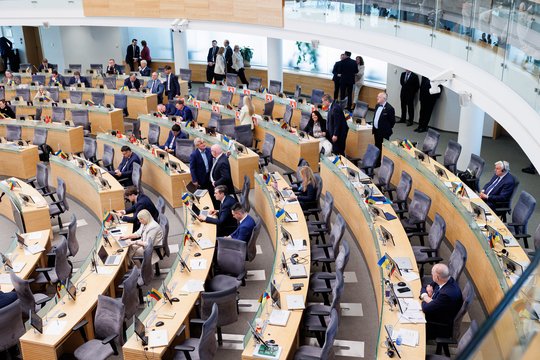 Siekiant patvirtinti naują Vyriausybę Seime – planas pratęsti pavasario sesiją