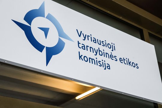 Seime prisiekė nauja VTEK narė J. Bernotaitė