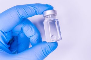 Europos mokslininkai teigia išradę vakciną-visraktį, galinčią užkirsti kelią pandemijoms
