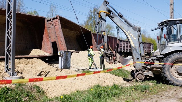 Paaiškėjo Kėdainių ir Kauno rajonuose įvykusių traukinių avarijų priežastys: žala siekia kone 12 mln. eurų