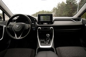 Kaune vagių grobiu tapo „Toyota RAV4“ – ilgapirščiai siautėjo ir Panevėžyje, Šiauliuose bei Klaipėdoje