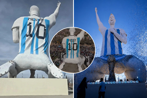 Argentinoje atidengta milžiniška L. Messi statula: internautai leipsta juokais